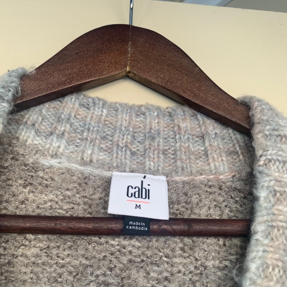 Cabi Boyfriend Button Cardigan Sweater Sz.M Neutral Browns Gray - Picture 2 of 11